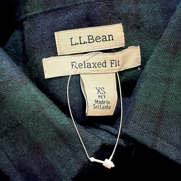 L.L. Bean Plaid Long Sleeve Flannel Sz XS Button Down Relaxed Fit - Picture 3 of 4